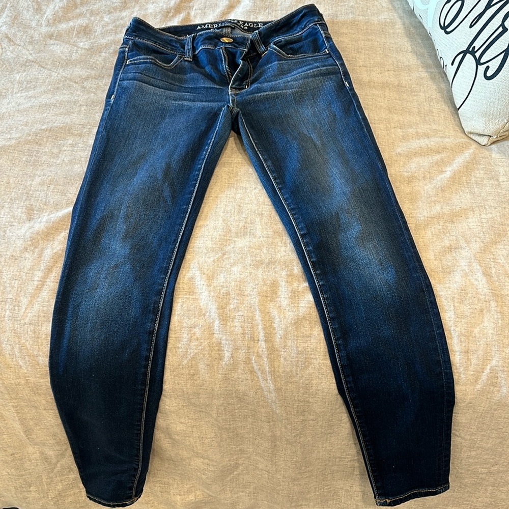 JEANS || American Eagle Dark Wash Jeans